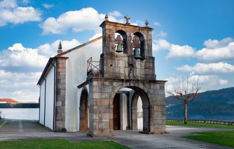 Igreja de São Miguel de Urrô